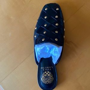 Vince Camuto womens Linja studded mules size 7.5 new